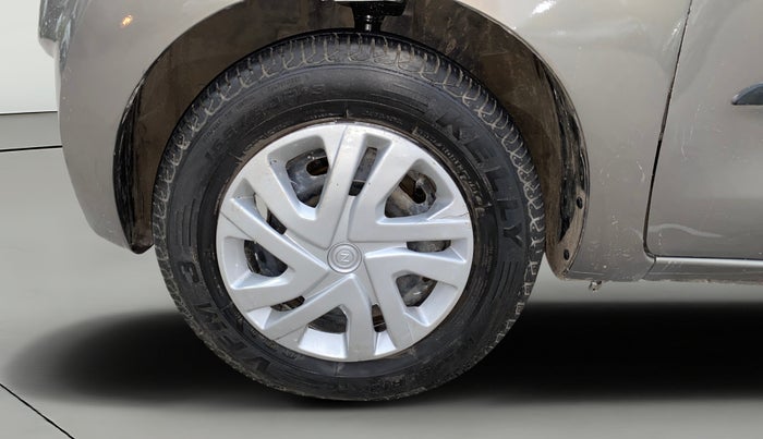 2017 Datsun Redi Go T (O), Petrol, Manual, 82,524 km, Left Front Wheel