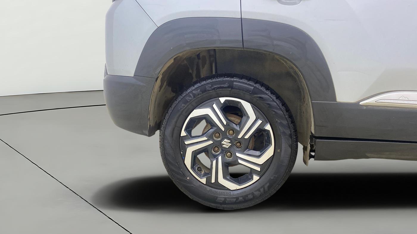 2022 Maruti BREZZA ZXI + SMART HYBRID, Petrol, Manual, 88,894 km, Right Rear Wheel