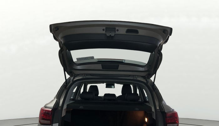 2022 MG ASTOR SMART EX 1.5 MT, Petrol, Manual, 17,169 km, Boot Door Open