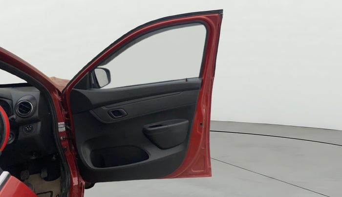 2024 Renault Kwid RXT 1.0 AMT, Petrol, Automatic, 4,535 km, RHS Front Door