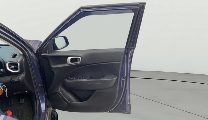 2019 Hyundai VENUE SX 1.0 TURBO, Petrol, Manual, 50,369 km, RHS Front Door