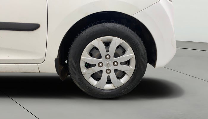 2017 Hyundai Eon MAGNA +, Petrol, Manual, 50,408 km, Right Front Wheel