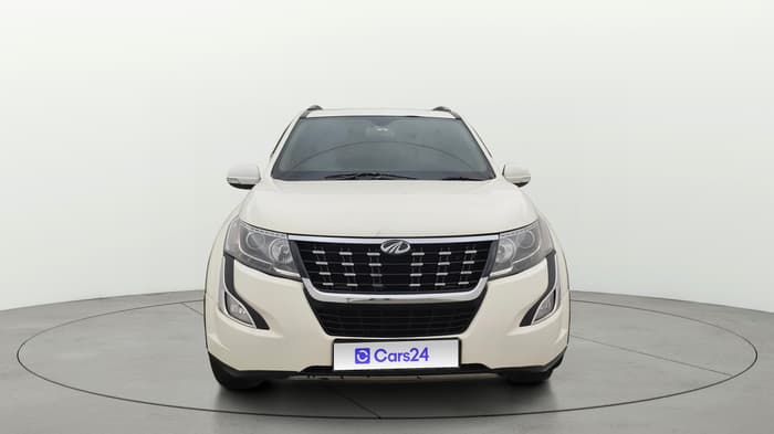 2015 Mahindra XUV500 W10, Diesel, Manual, 76,377 km, Front