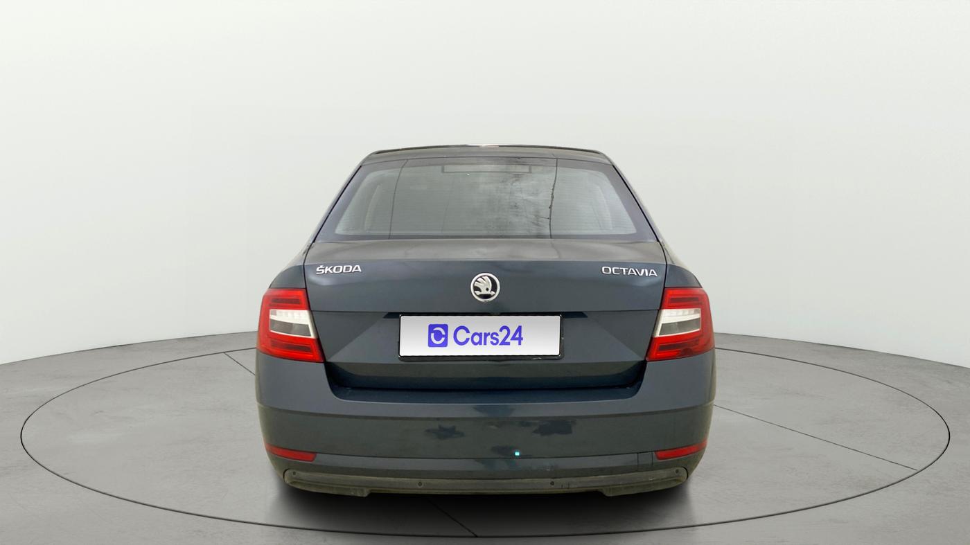 2018 Skoda Octavia STYLE 1.8 TSI AT, Petrol, Automatic, 86,362 km, Back/Rear