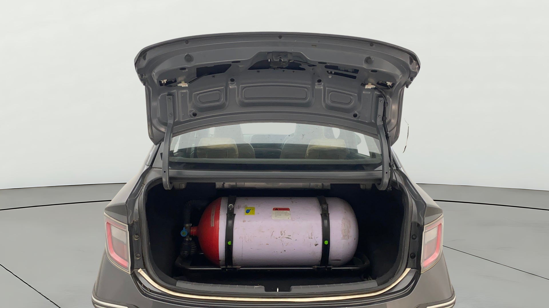 camera-Boot-Door-Open