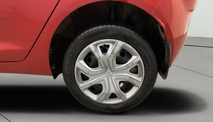 2022 Tata ALTROZ XT PETROL, Petrol, Manual, 33,028 km, Left Rear Wheel