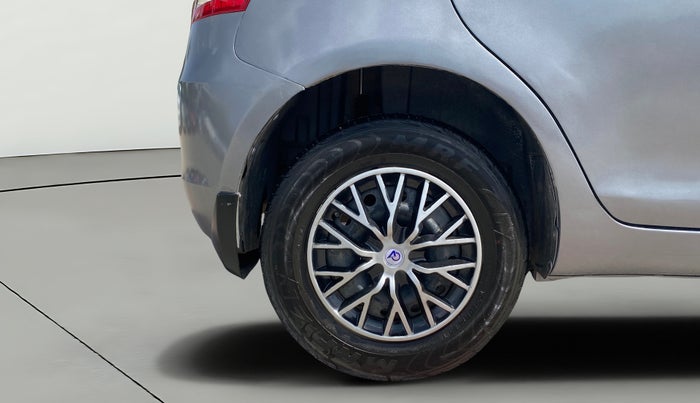 2013 Maruti Swift VDI, Diesel, Manual, 87,232 km, Right Rear Wheel