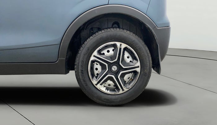 2022 Mahindra XUV300 W4 1.2 PETROL, Petrol, Manual, 91,761 km, Left Rear Wheel