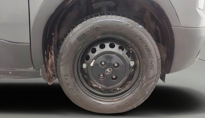 2023 Tata PUNCH PURE MT, Petrol, Manual, 9,111 km, Right Front Wheel