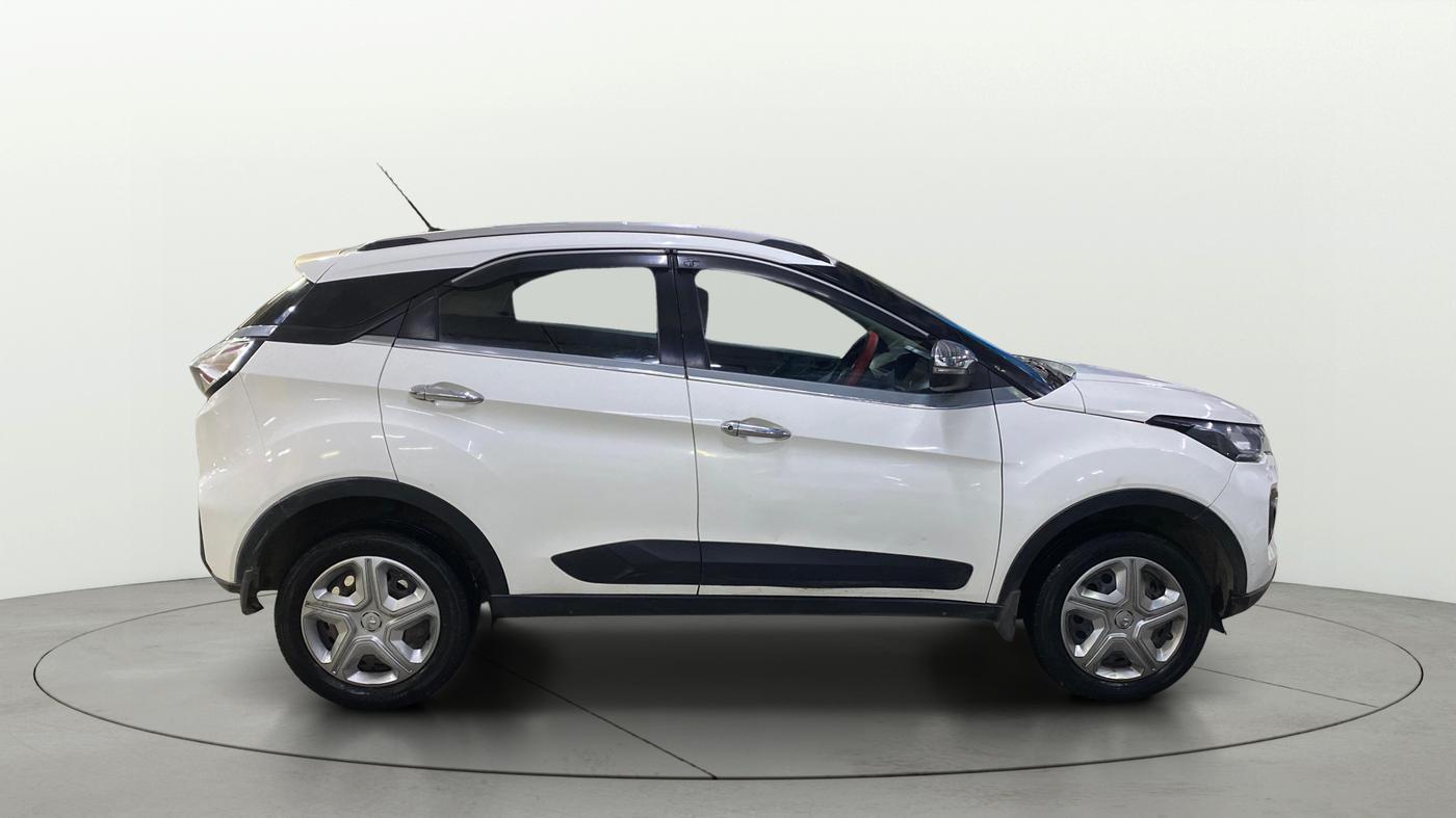 2020 Tata NEXON XM DIESEL, Diesel, Manual, 75,629 km, Right Side View