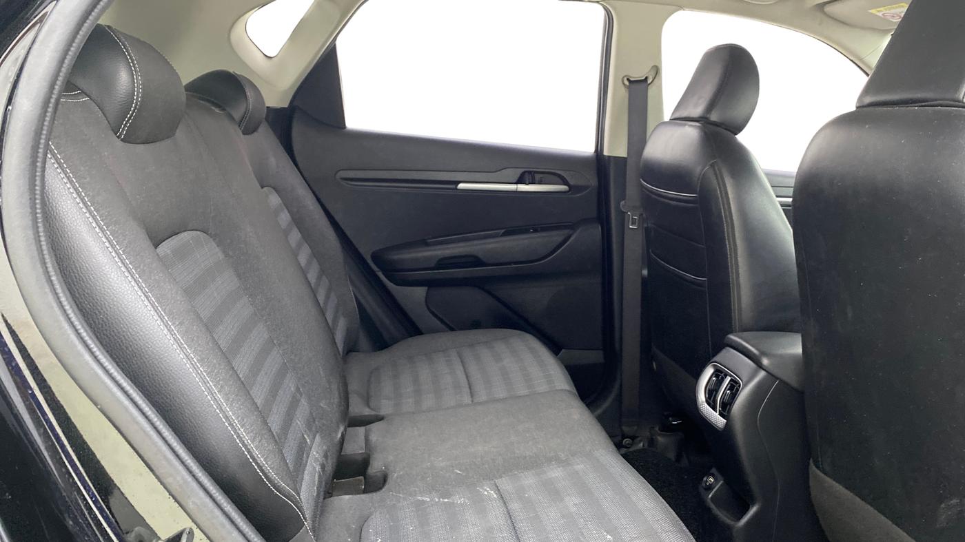 2022 KIA SONET HTK PLUS 1.2, Petrol, Manual, 33,404 km, Right Side Rear Door Cabin