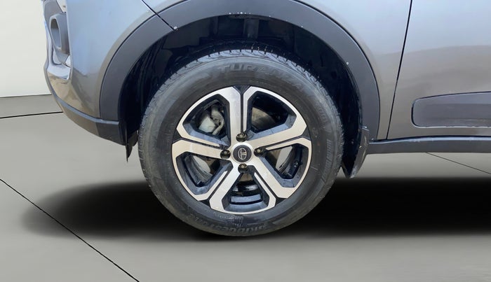 2021 Tata NEXON XZ PLUS PETROL SUNROOF, Petrol, Manual, 30,391 km, Left Front Wheel