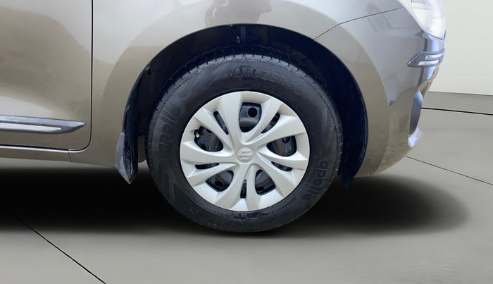 2022 Maruti Swift VXI, Petrol, Manual, 59,406 km, Right Front Wheel