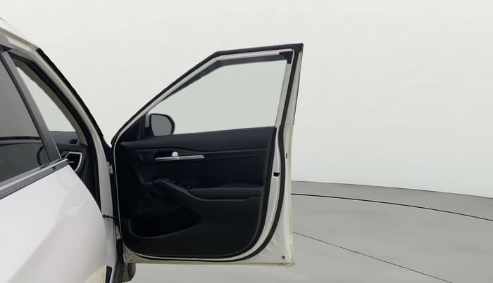 2023 KIA SELTOS  HTK PLUS 1.5 DIESEL IMT, Diesel, Manual, 68,626 km, RHS Front Door