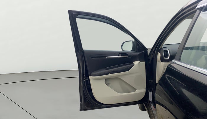 2023 KIA SONET HTX 1.5 DIESEL MT, Diesel, Manual, 18,163 km, LHS Front Door