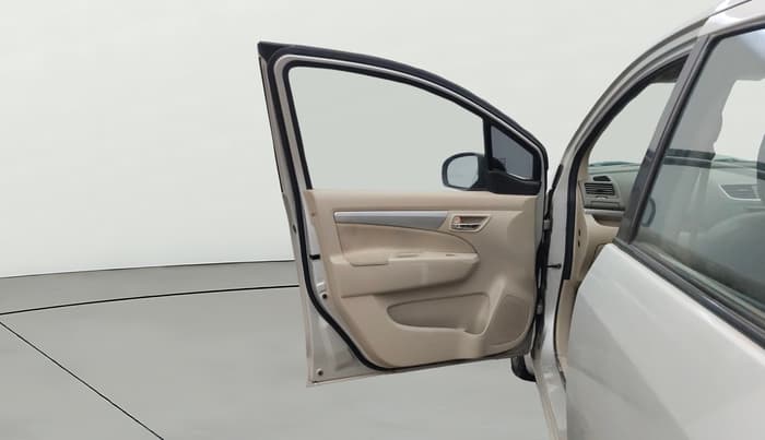 2018 Maruti Ertiga VXI, Petrol, Manual, 31,298 km, LHS Front Door