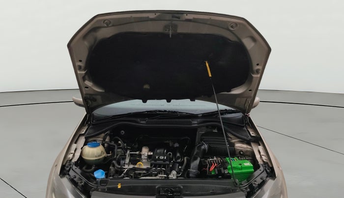 2016 Volkswagen Vento HIGHLINE PETROL AT, Petrol, Automatic, 89,415 km, Open Bonet