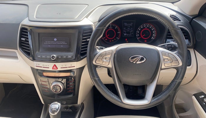 2019 Mahindra XUV300 W8 (O) 1.5 DIESEL, Diesel, Manual, 80,155 km, Steering Wheel Close Up