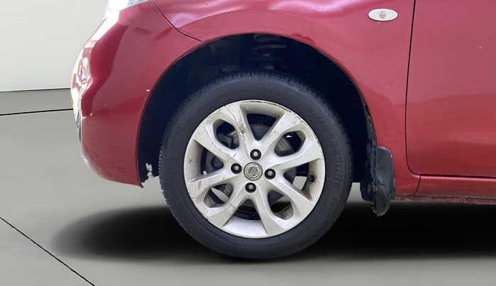 2017 Nissan Micra XV CVT, Petrol, Automatic, 36,122 km, Left Front Wheel