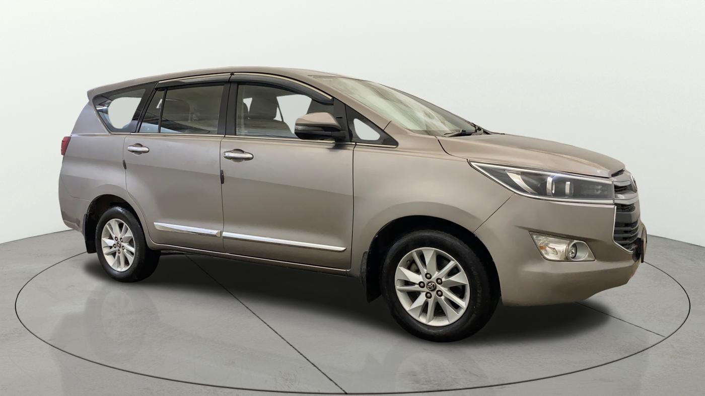 2018 Toyota Innova Crysta 2.7 VX 7 STR, Petrol, Manual, 42,152 km, Right Front Diagonal