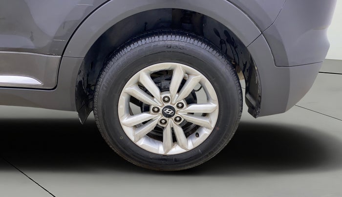 2017 Hyundai Creta SX PLUS 1.6 DIESEL, Diesel, Manual, 1,00,287 km, Left Rear Wheel