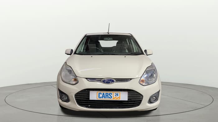 2015 Ford New Figo TITANIUM 1.2 PETROL MT, Petrol, Manual, 77,338 km, Front