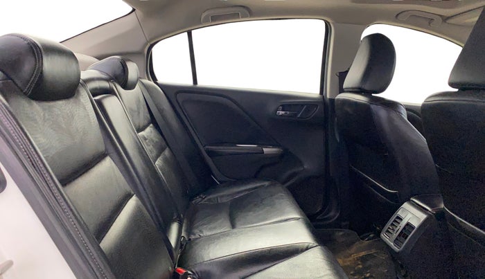 2016 Honda City 1.5L I-VTEC VX (O) MT, Petrol, Manual, 44,368 km, Right Side Rear Door Cabin