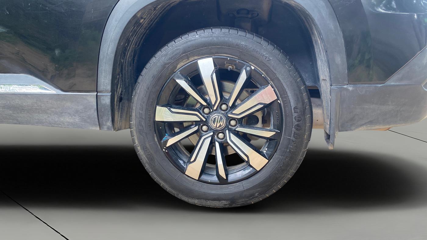 2021 MG HECTOR SHARP 1.5 TURBO HYBRID MT DUAL TONE, Petrol, Manual, 48,307 km, Left Rear Wheel