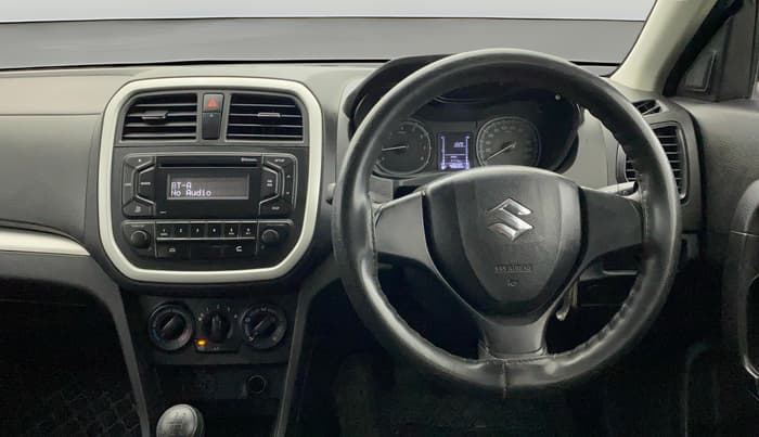 2020 Maruti Vitara Brezza LXI, Petrol, Manual, 48,553 km, Steering Wheel Close Up