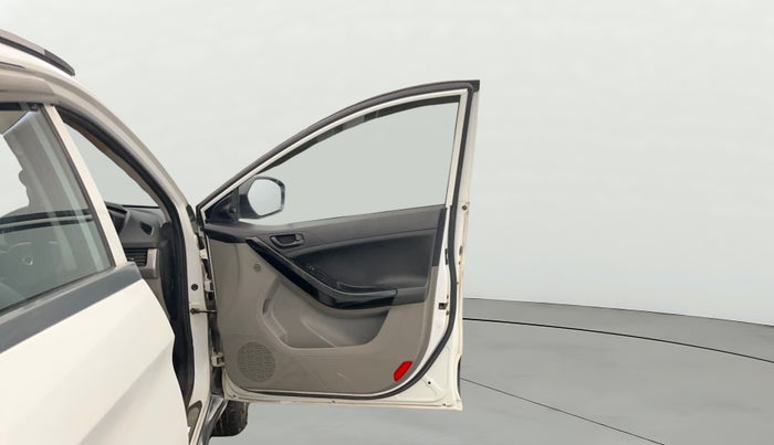 2019 Tata NEXON XM PETROL, Petrol, Manual, 49,389 km, RHS Front Door