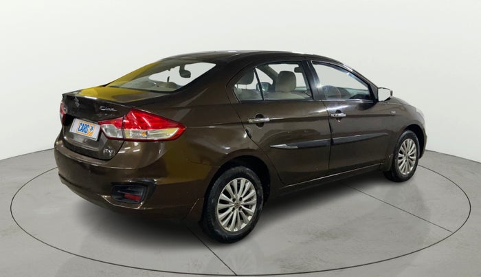 2016 Maruti Ciaz ZXI, Petrol, Manual, 70,565 km, Right Back Diagonal