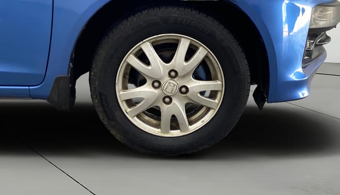 2015 Honda Brio VX AT, Petrol, Automatic, 49,949 km, Right Front Wheel