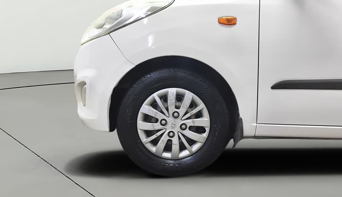 2014 Hyundai i10 SPORTZ 1.1, Petrol, Manual, 96,895 km, Left Front Wheel