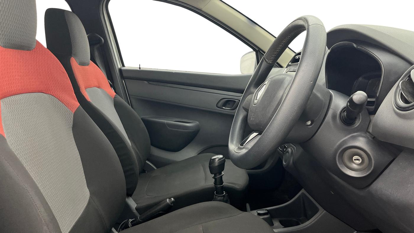 2016 Renault Kwid RXT 0.8, Petrol, Manual, 33,970 km, Right Side Front Door Cabin