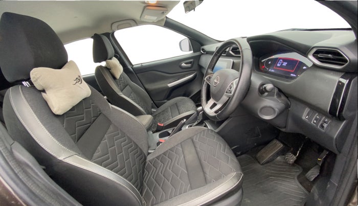2021 Nissan MAGNITE XV PREMIUM TURBO CVT, Petrol, Automatic, 25,360 km, Right Side Front Door Cabin