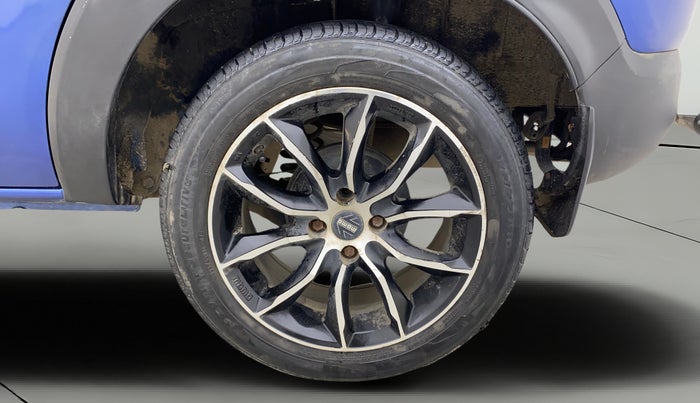 2021 Renault TRIBER RXZ AMT DUAL TONE, Petrol, Automatic, 24,825 km, Left Rear Wheel