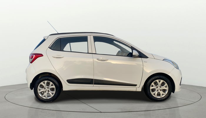 2015 Hyundai Grand i10 SPORTZ 1.2 KAPPA VTVT, Petrol, Manual, 78,822 km, Right Side View