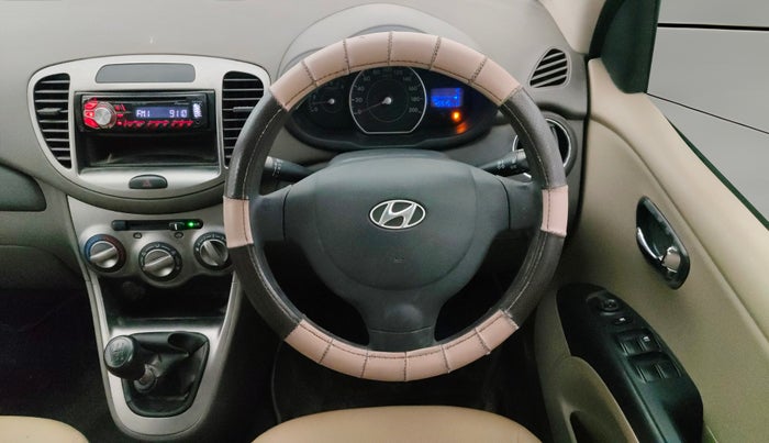 2013 Hyundai i10 MAGNA 1.2, Petrol, Manual, 45,915 km, Steering Wheel Close Up