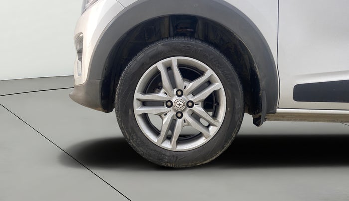 2020 Renault TRIBER RXZ, Petrol, Manual, 30,005 km, Left Front Wheel