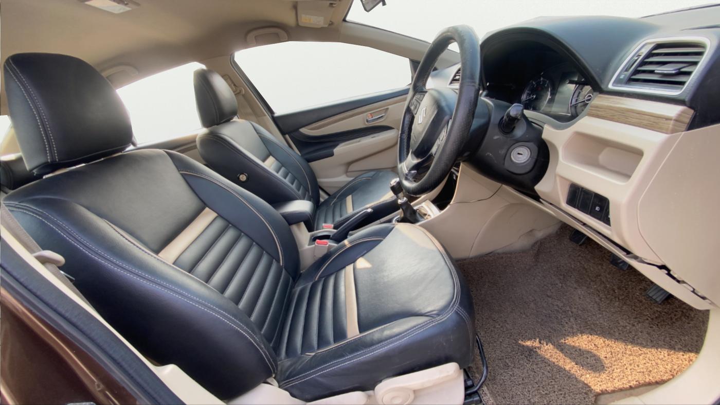 2019 Maruti Ciaz DELTA DIESEL 1.5, Diesel, Manual, 95,531 km, Right Side Front Door Cabin