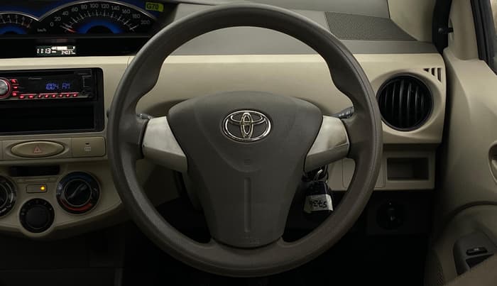2015 Toyota Etios G, Petrol, Manual, 34,034 km, Steering Wheel Close Up
