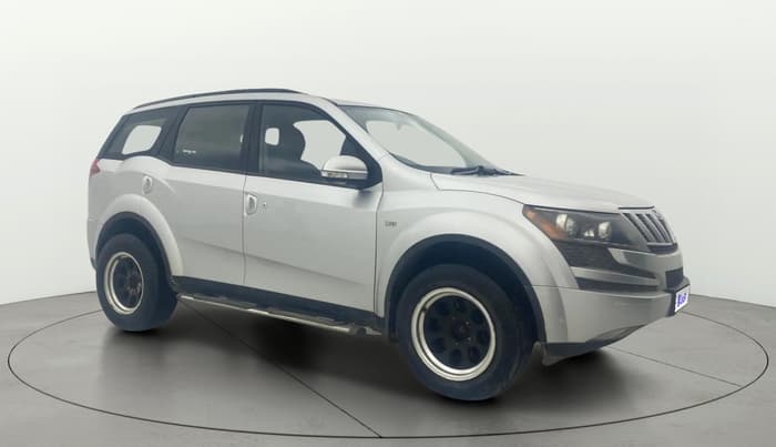 2013 Mahindra XUV500 W6, Diesel, Manual, 1,26,648 km, Right Front Diagonal