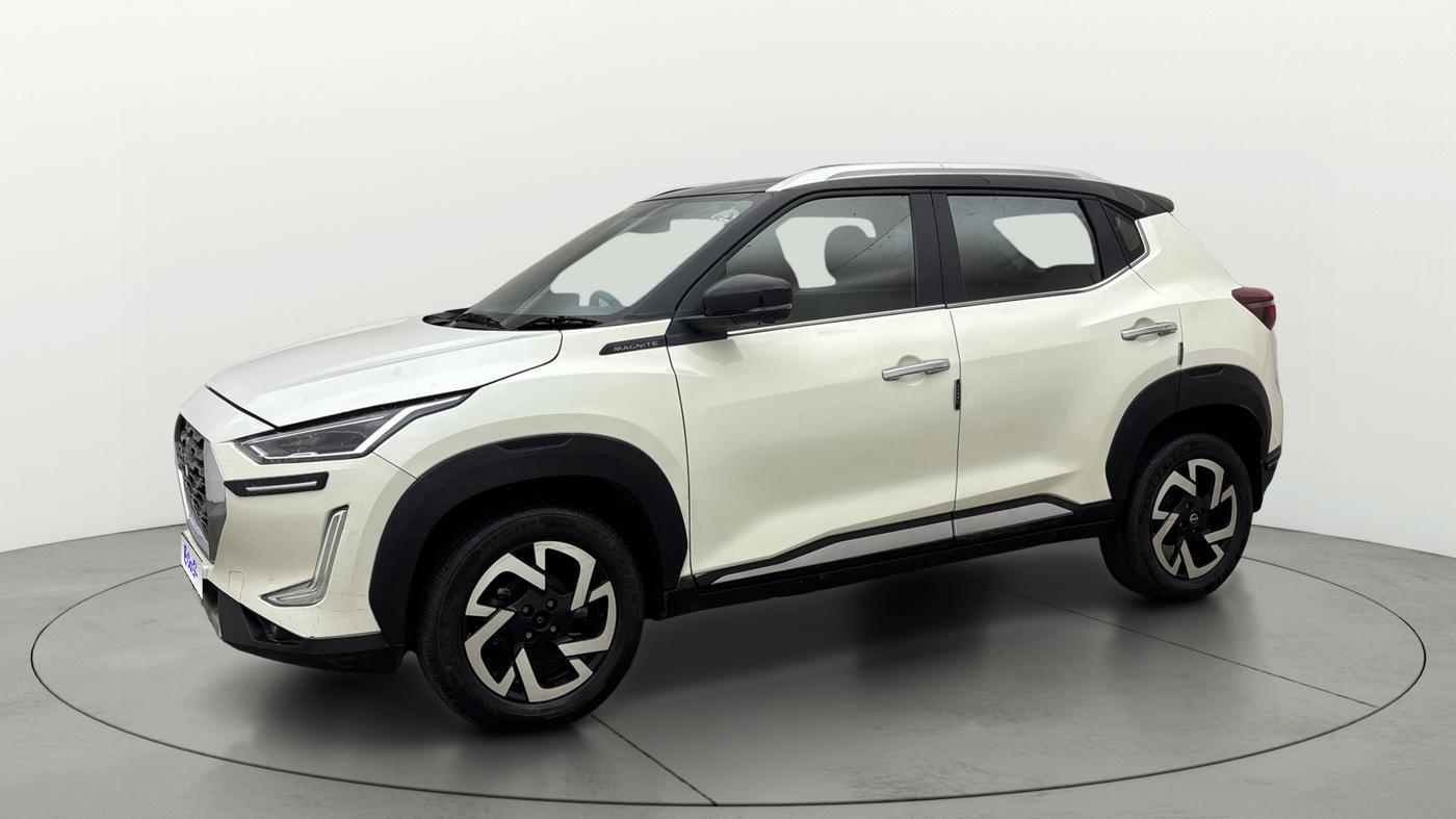 2022 Nissan MAGNITE XV TURBO CVT DUAL TONE, Petrol, Automatic, 40,359 km, Left Front Diagonal