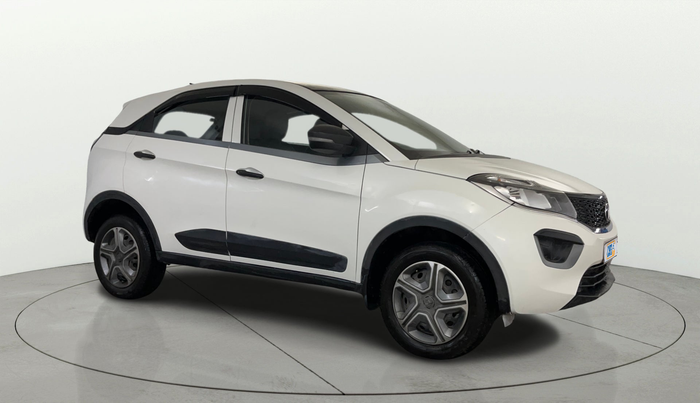 2018 Tata NEXON XM PETROL, Petrol, Manual, 45,541 km, SRP