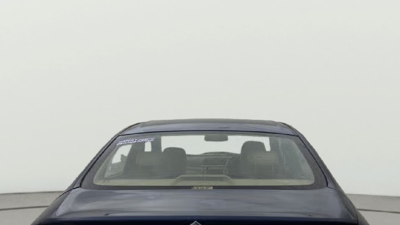 2018 Maruti Ciaz ALPHA  AT 1.5 SHVS PETROL, Petrol, Automatic, 81,561 km, Rear Windshield