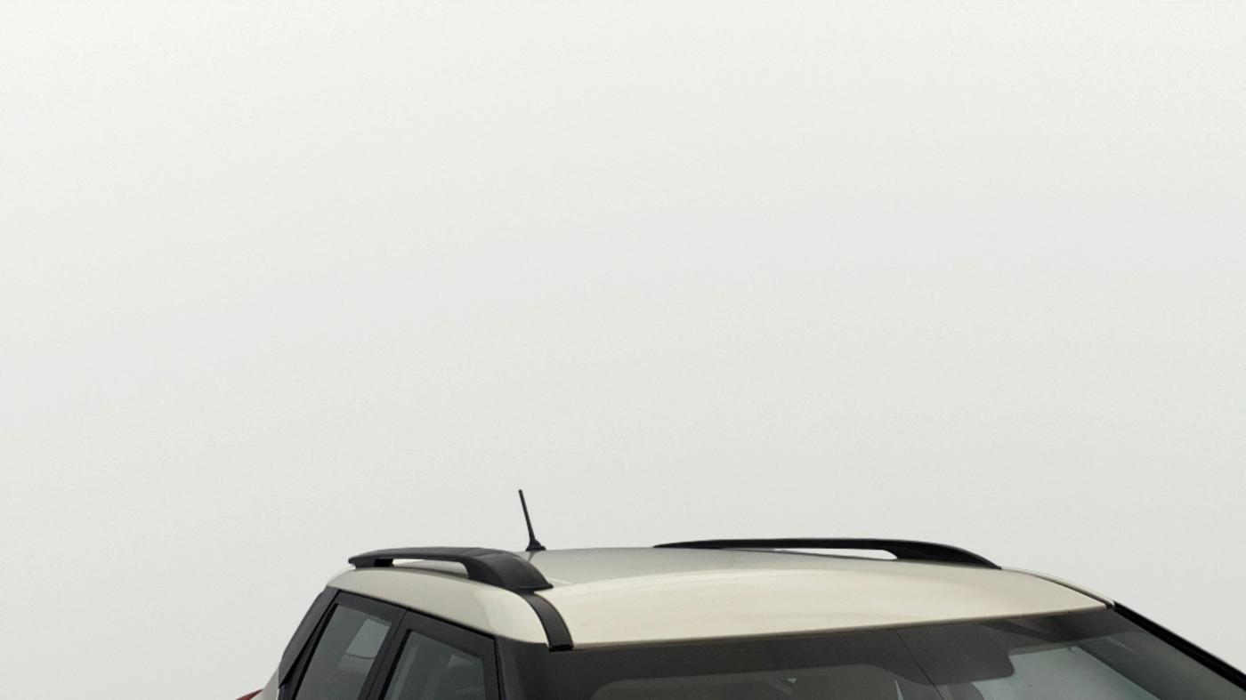 2020 Mahindra XUV300 W6 1.2 PETROL, Petrol, Manual, 15,386 km, Roof