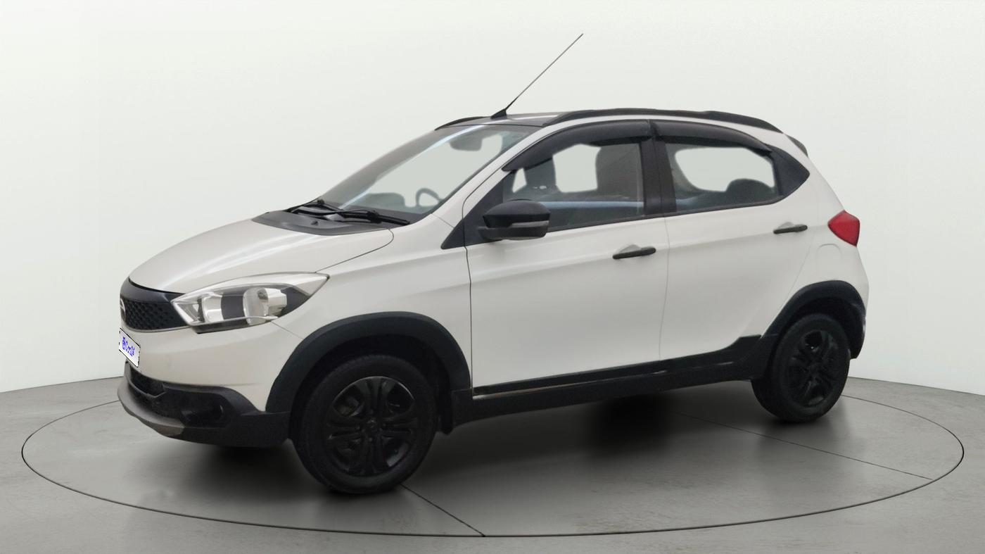 2018 Tata TIAGO NRG DIESEL, Diesel, Manual, 1,01,939 km, Left Front Diagonal