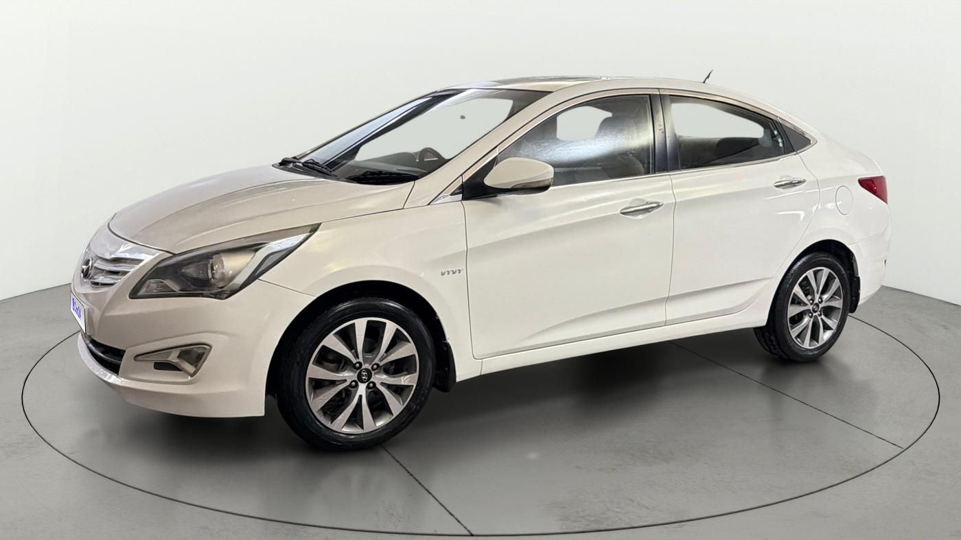 2015 Hyundai Verna FLUIDIC 1.6 VTVT S O AT, Petrol, Automatic, 94,466 km, Left Front Diagonal