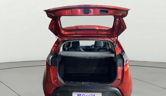 2018 Tata NEXON XM PETROL, Petrol, Manual, 1,29,921 km, Boot Open Zoomed View