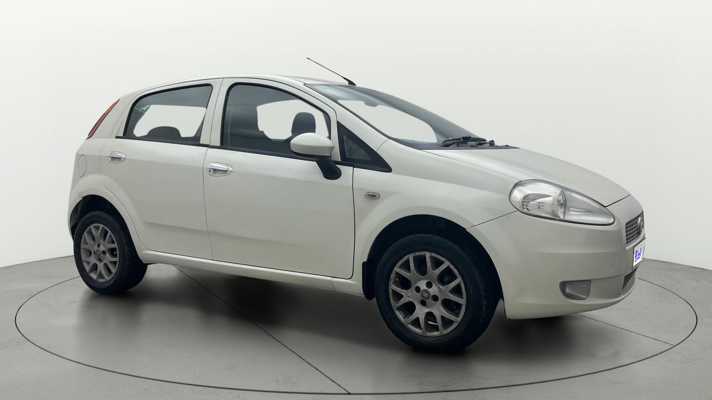 2013 Fiat Grand Punto Emotion 1.3, Diesel, Manual, 1,05,831 km, Right Front Diagonal